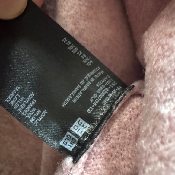 Uniqlo Mock Neck Wool Blend Sweater – Light Mauve, Size Small - Picture 6 of 8